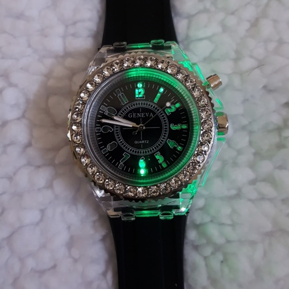 💕GENEVA ILLUMINATED WATCH - Picture 3 of 7